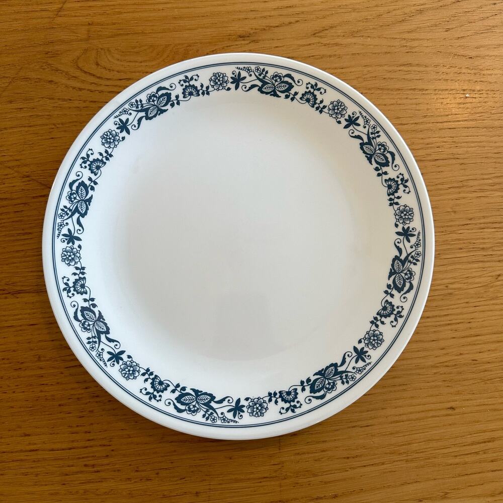 Corelle Old Town Blue by Corning dinner plates, Set of 2, 1974-2017
